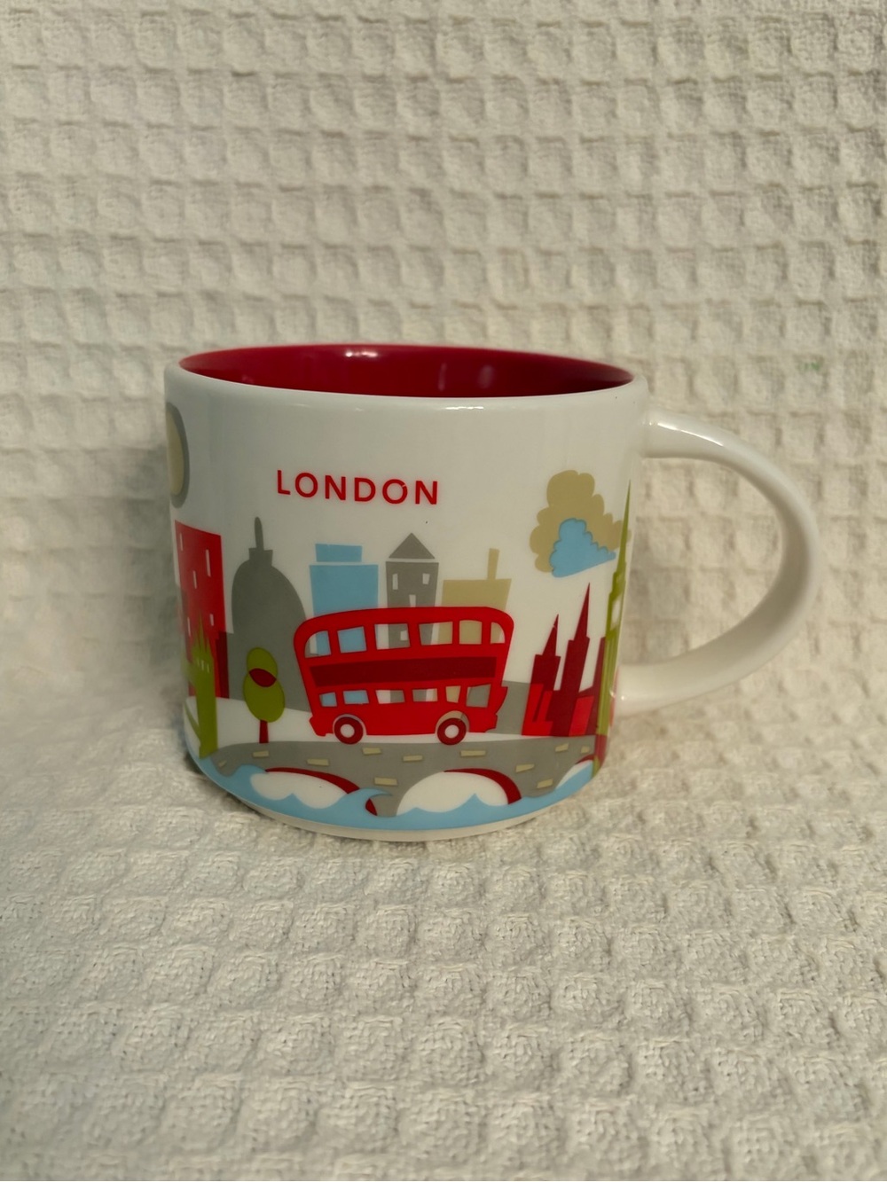 Starbucks 2018 You Are Here London Red & White Ceramic City Mug 14 Fl. Ounces